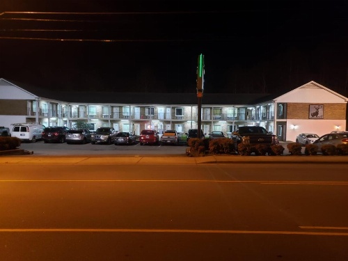 Elk Inn Motel image 10