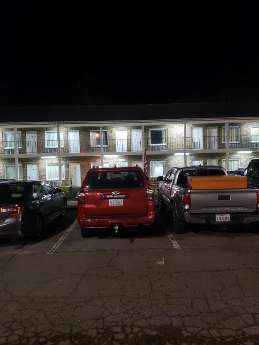 Elk Inn Motel Image 14